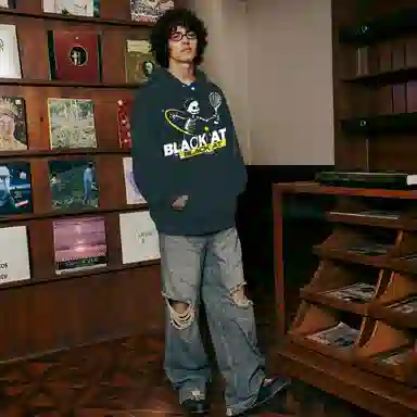 BLACK AT oversize