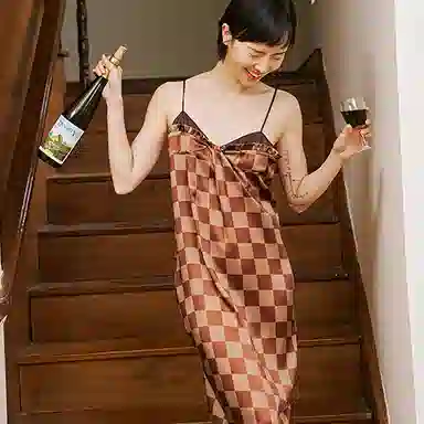 桑罗 方格摩登时尚吊带裙复古英伦格纹可外穿桑蚕丝裙无袖睡裙 女款