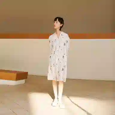 桑罗 卡通童趣印花俏皮衬衫裙桑蚕丝宽松显瘦家居服可外穿长袖睡裙 女款