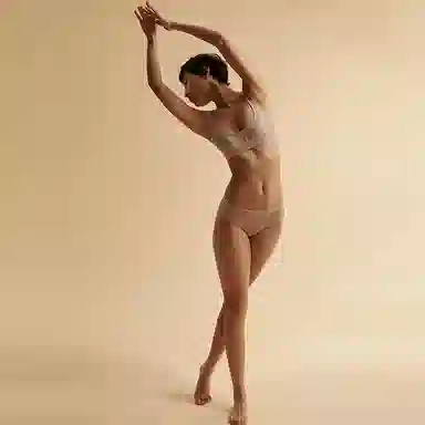 桑罗 纯色无钢圈背心式透气瑜伽女内衣裤套装