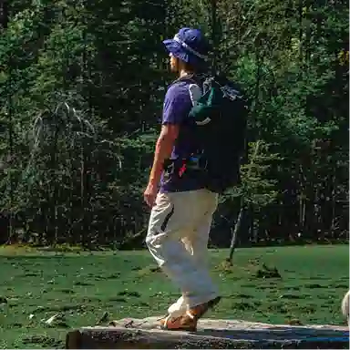 UNDEFEATED SS24 CLIMBING LogoT