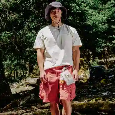 UNDEFEATED SS24 CLIMBING LogoT