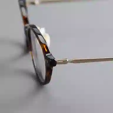 【可配度数】 青雉作 日杂高级感文艺书呆子眼镜日系时尚眼镜框高弹力不夹脸贝母鼻托 β钛板材 椭圆形 光学镜架 女款 玳瑁色日本灰黑色