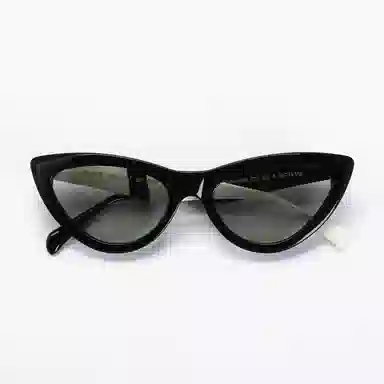 青雉作 欧美倒三角形墨镜 度假高级感熊猫黑白 偏光镜防紫外线 浅色大脸显脸小 板材镜架 猫眼 太阳眼镜 男女同款情侣款 灰色 茶色镜片