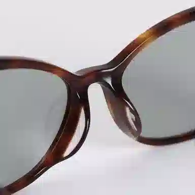 UV400