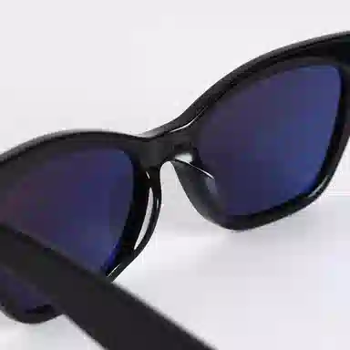 ins uv400