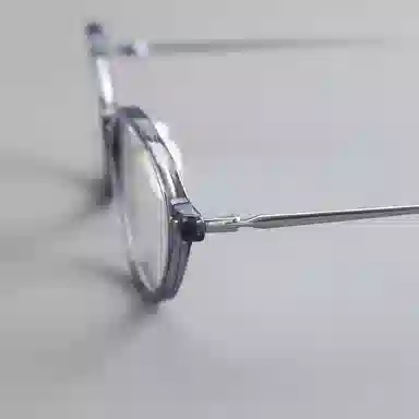 【可配度数】 青雉作 日杂高级感文艺书呆子眼镜日系时尚眼镜框高弹力不夹脸贝母鼻托 β钛板材 椭圆形 光学镜架 女款 玳瑁色日本灰黑色