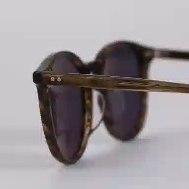 UV400 ACETATE