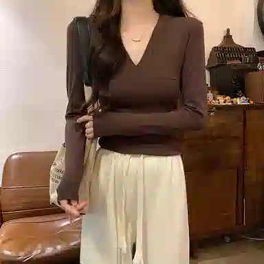 CASTLE WOODS 2025V T