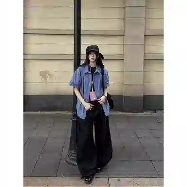 CASTLE WOODS vintage