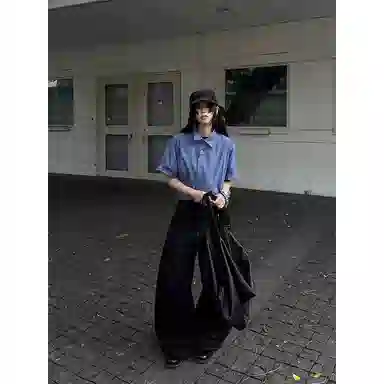 CASTLE WOODS vintage