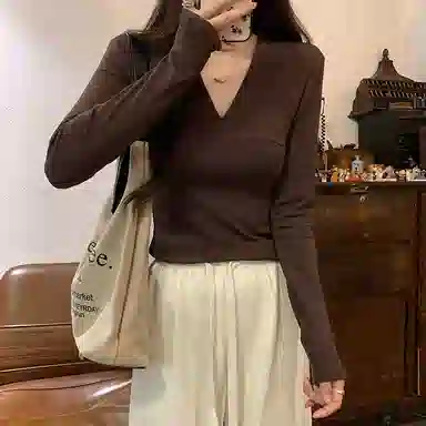 CASTLE WOODS 2025V T