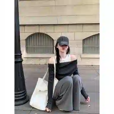 CASTLE WOODS t2025 T