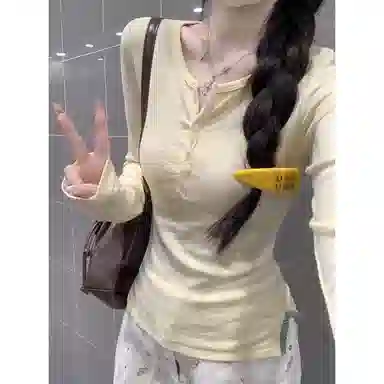 CASTLE WOODS 2025t T