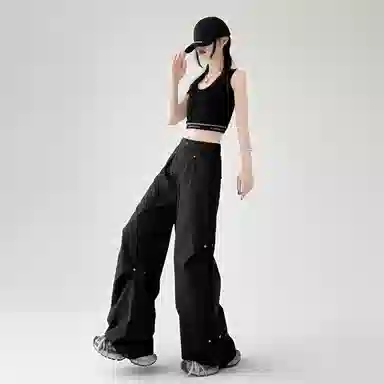 CASTLE WOODS cleanfitvibe