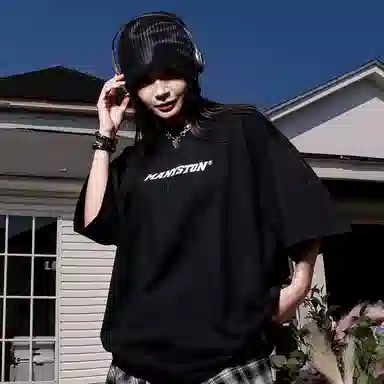 MANYSTON T