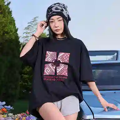 MANYSTON T