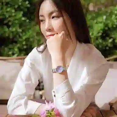 CITIZEN 28mm EM0927-87Y