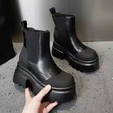 Milan Love Song Chelsea Boots