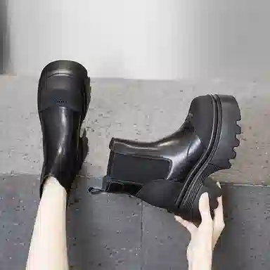 Milan Love Song Chelsea Boots