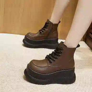 优质皮面厚底休闲百搭松糕鞋 短靴 女款