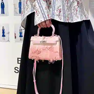 Emotional World OWLBOU