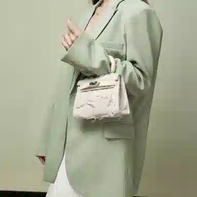 Emotional World OWLBOU