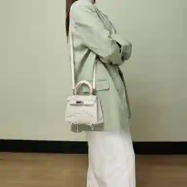 Emotional World OWLBOU