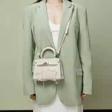 Emotional World OWLBOU