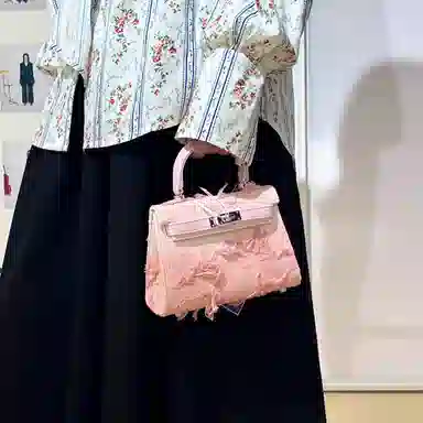 Emotional World OWLBOU