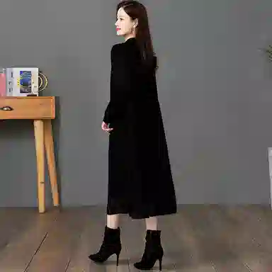 袋鼠 蕾丝拼接针织打底时尚长裙长袖连衣裙 女款