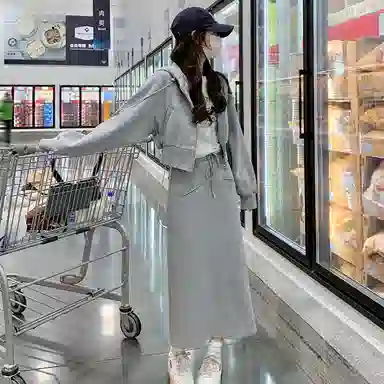 袋鼠 连帽开衫卫衣洋气减龄显瘦穿搭半身裙两件套裙装套装 女款