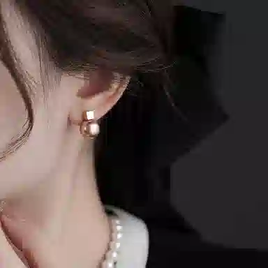 韵系 法式赫本风 几何方块无耳洞 仿珍珠 耳环 女款