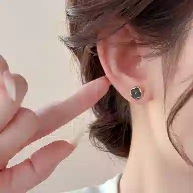 韵系 四叶草 铜镀金 耳钉 女款