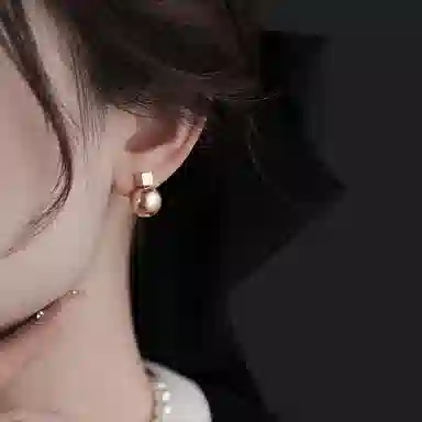 韵系 法式赫本风 几何方块无耳洞 仿珍珠 耳环 女款