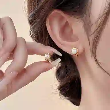 韵系 精致小巧个性设计感 淡水珍珠 耳钉 女款
