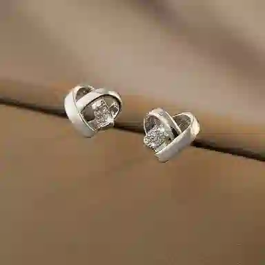 韵系 爱心锆石高级感轻奢小众设计感 电镀 耳钉 女款