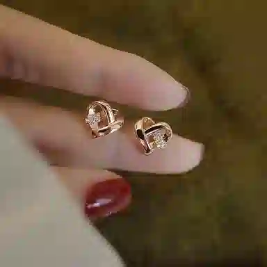 韵系 爱心锆石高级感轻奢小众设计感 电镀 耳钉 女款