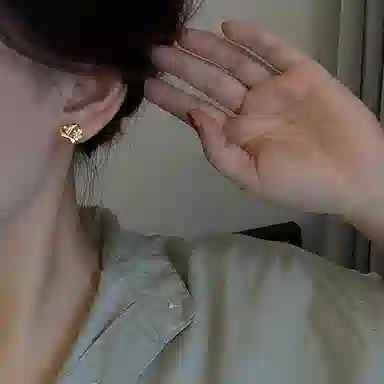 韵系 爱心锆石高级感轻奢小众设计感 电镀 耳钉 女款