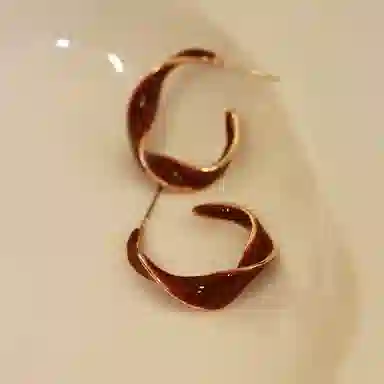 Yunxi Mobius Ring Earrings Red Copper Gold Plated