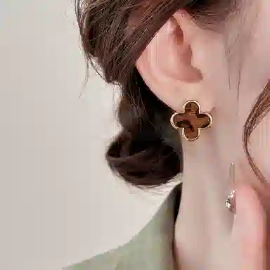 韵系 高级感豹纹四叶草 铜镀金 耳环 女款