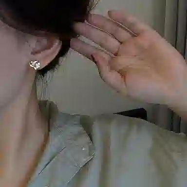 韵系 爱心锆石高级感轻奢小众设计感 电镀 耳钉 女款