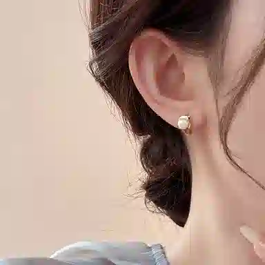 韵系 精致小巧个性设计感 淡水珍珠 耳钉 女款