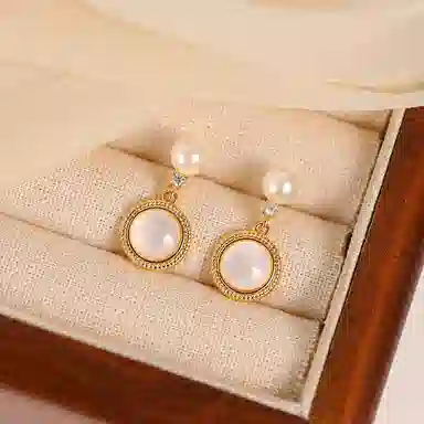 Yunxi Pearl Earrings