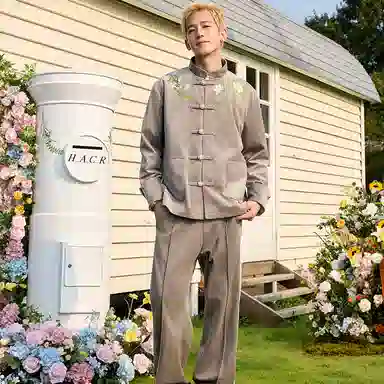 HARSH AND CRUEL Velvet Embroidered Jacket