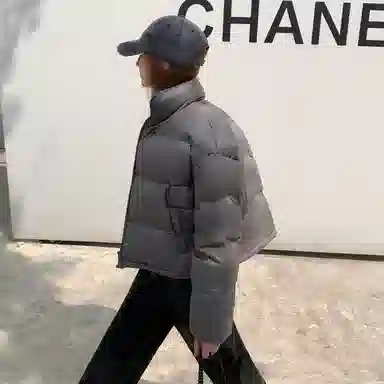 周淼 新款小立领短款外套羽绒服 女款