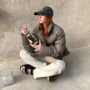 周淼 新款小立领短款外套羽绒服 女款