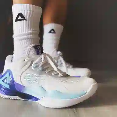 AW1 5