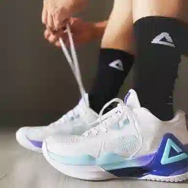 AW1 5