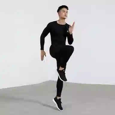 匹克 加绒保暖运动速干透气高弹紧身上衣塑形训练跑步篮球瑜伽骑行裤子健身套装 男女同款 黑色